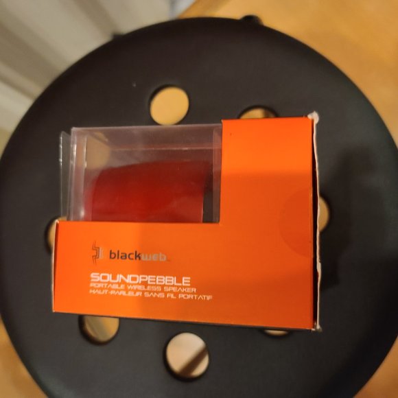 portable wireless speaker - Picture 3 of 7